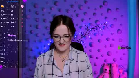 Your cutie online show from 12-20-25, 08:27