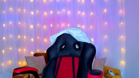 Snapshot of cherylbutler chatting on 12-20-24, 02:08 Cheryl online show from 12-20-24, 02:08