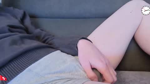 Grey online show from 11-09-25, 07:12