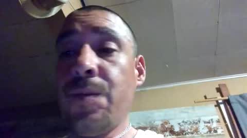 Snapshot of chi579822 chatting on 03-24-26, 02:27 chi579822 online show from 03-24-26, 02:27