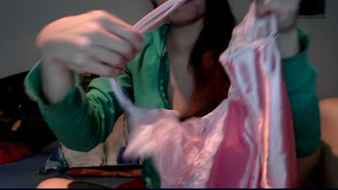 Snapshot of chiara177 chatting on 01-08-25, 09:55 Chiara online show from 01-08-25, 09:55