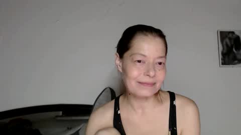 Snapshot of chiara177 chatting on 02-08-26, 09:18 Chiara online show from 02-08-26, 09:18