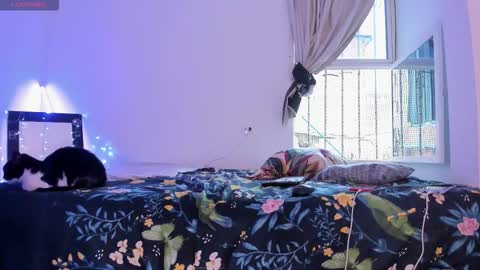 Snapshot of chiarafustox chatting on 02-13-26, 07:43 Chiara fustox online show from 02-13-26, 07:43