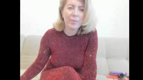 Snapshot of chicafortuna chatting on 06-01-26, 04:47 NBFG online show from 06-01-26, 04:47