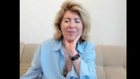 Snapshot of chicafortuna chatting on 07-01-26, 02:13 NBFG online show from 07-01-26, 02:13