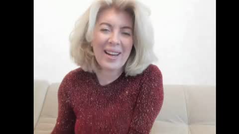 Snapshot of chicafortuna chatting on 07-12-26, 03:52 NBFG online show from 07-12-26, 03:52