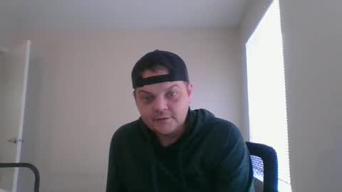 Snapshot of chicago69421 chatting on 01-10-25, 03:58 Kyle online show from 01-10-25, 03:58