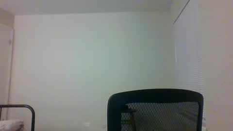Snapshot of chicago69421 chatting on 02-17-25, 01:58 Kyle online show from 02-17-25, 01:58