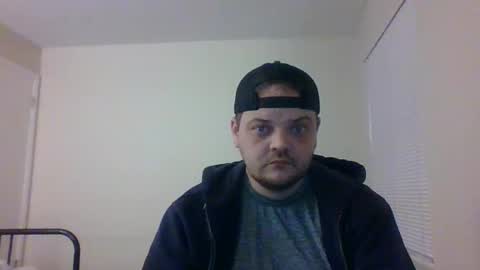 Snapshot of chicago69421 chatting on 02-18-25, 02:16 Kyle online show from 02-18-25, 02:16