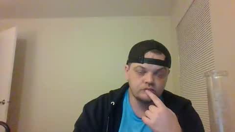 Snapshot of chicago69421 chatting on 02-18-26, 05:03 Kyle online show from 02-18-26, 05:03