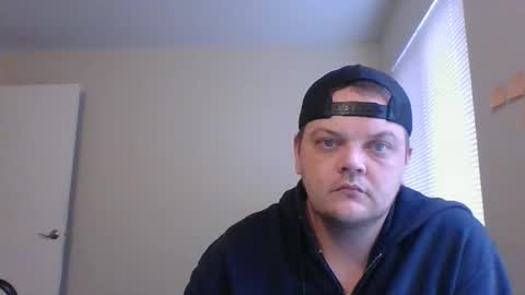 Snapshot of chicago69421 chatting on 04-17-26, 10:46 Kyle online show from 04-17-26, 10:46