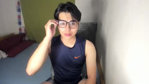 Snapshot of chicago_west chatting on 01-06-26, 10:08 Ask me online show from 01-06-26, 10:08