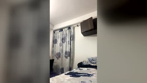 chicahot1497 online show from 06-10-26, 11:57
