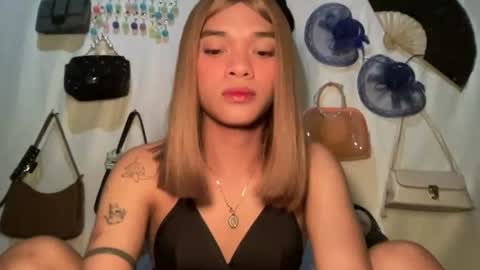 Snapshot of chichay_addams chatting on 07-29-26, 05:55 Addams online show from 07-29-26, 05:55