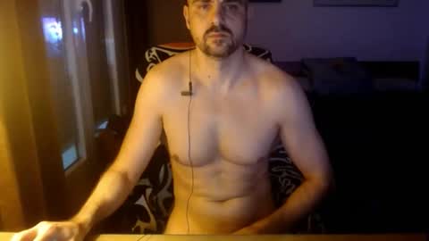 Snapshot of chicocam1983 chatting on 11-15-25, 04:47 chicocam1983 online show from 11-15-25, 04:47