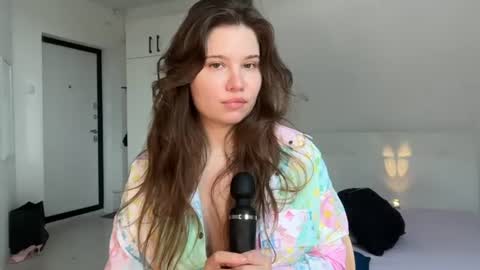 chiculya online show from 06-14-26, 09:44