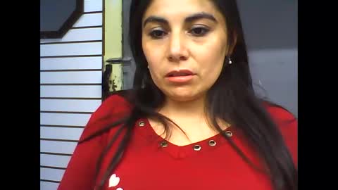 Snapshot of chikilinda88 chatting on 05-22-26, 11:32 chikilinda88 online show from 05-22-26, 11:32