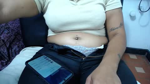 Chikys   online show from 11-10-25, 02:38