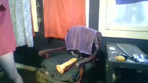 chilesumcl online show from 12-21-25, 10:50