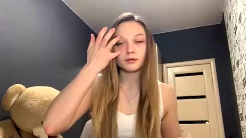 Sasha online show from 02-05-26, 09:36