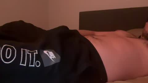 ChillGuyAVGsize online show from 08-03-26, 03:27