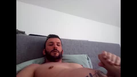 Snapshot of chillibodega chatting on 02-18-26, 10:22 chris online show from 02-18-26, 10:22