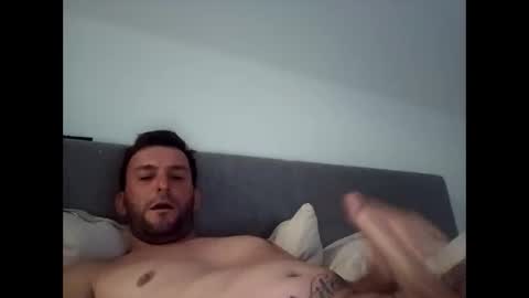 Snapshot of chillibodega chatting on 04-03-26, 08:18 chris online show from 04-03-26, 08:18