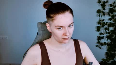 Bella online show from 01-06-26, 09:02