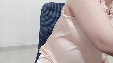 Snapshot of chillylove chatting on 05-07-26, 01:55 Jani online show from 05-07-26, 01:55