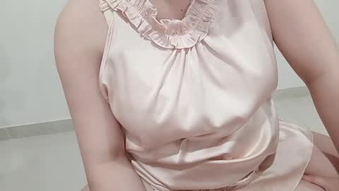 Snapshot of chillylove chatting on 05-13-26, 01:47 Jani online show from 05-13-26, 01:47