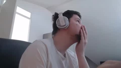 chillzonecam online show from 09-13-25, 08:25