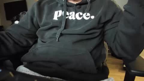 Snapshot of chimp233 chatting on 10-29-25, 04:48 chimp233 online show from 10-29-25, 04:48