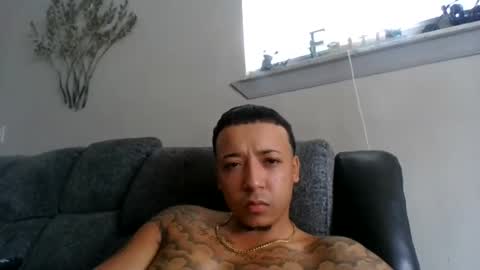 Snapshot of chino880172 chatting on 12-15-24, 03:42 CHINO online show from 12-15-24, 03:42