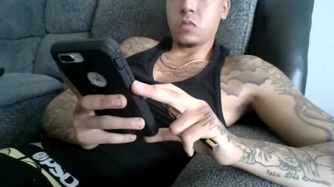 Snapshot of chino880172 chatting on 12-20-24, 03:42 CHINO online show from 12-20-24, 03:42