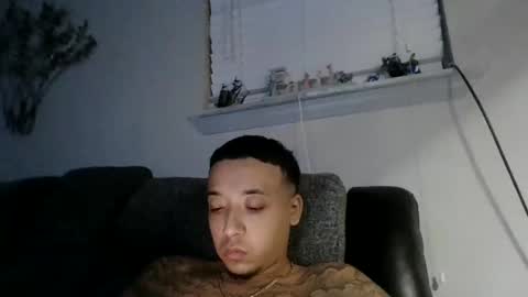 Snapshot of chino880172 chatting on 02-15-25, 06:44 CHINO online show from 02-15-25, 06:44