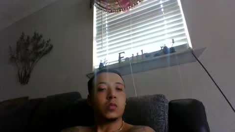 Snapshot of chino880172 chatting on 10-04-25, 03:21 CHINO online show from 10-04-25, 03:21