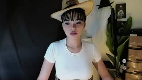 chixies_ladies online show from 06-17-26, 01:41
