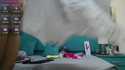 Chloe  online show from 04-08-26, 01:00