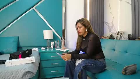 Chloe  online show from 04-13-26, 12:43