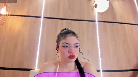 chloe online show from 07-02-26, 12:00