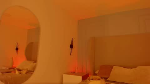 Chloe online show from 03-01-26, 12:40