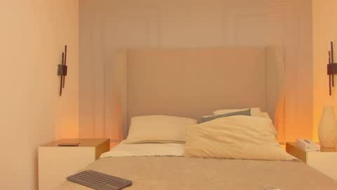 Chloe online show from 04-26-26, 12:47