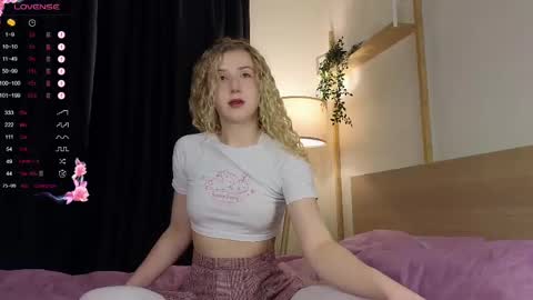 Arianaa Mourrr online show from 02-11-25, 02:25