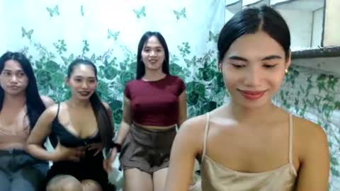 chloe and harlot online show from 06-15-26, 02:52