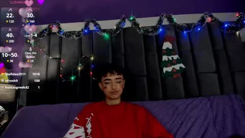 Isabella curly hair - Anastasia short hair  online show from 12-04-24, 10:19