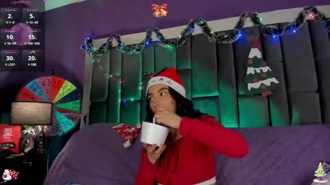 Isabella curly hair - Anastasia short hair  online show from 12-09-24, 06:57