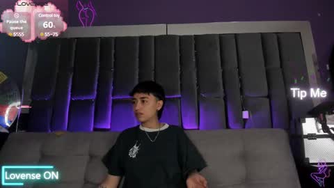 Isabella curly hair - Anastasia short hair  online show from 01-13-25, 08:15