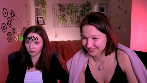 Snapshot of chloe_ley chatting on 05-19-26, 01:56 chloe_ley online show from 05-19-26, 01:56
