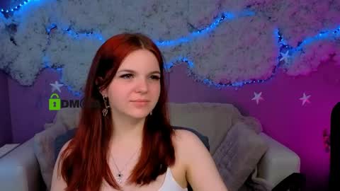 Snapshot of chloe_ley chatting on 05-20-26, 10:21 chloe_ley online show from 05-20-26, 10:21