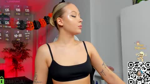 Chloe Lov GTM2 Mon Tue Thu Sat Sun 0400am - 1030m online show from 10-31-25, 01:50